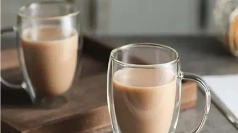 Canecas Duas Camadas: Beba com Charme e Inovação!