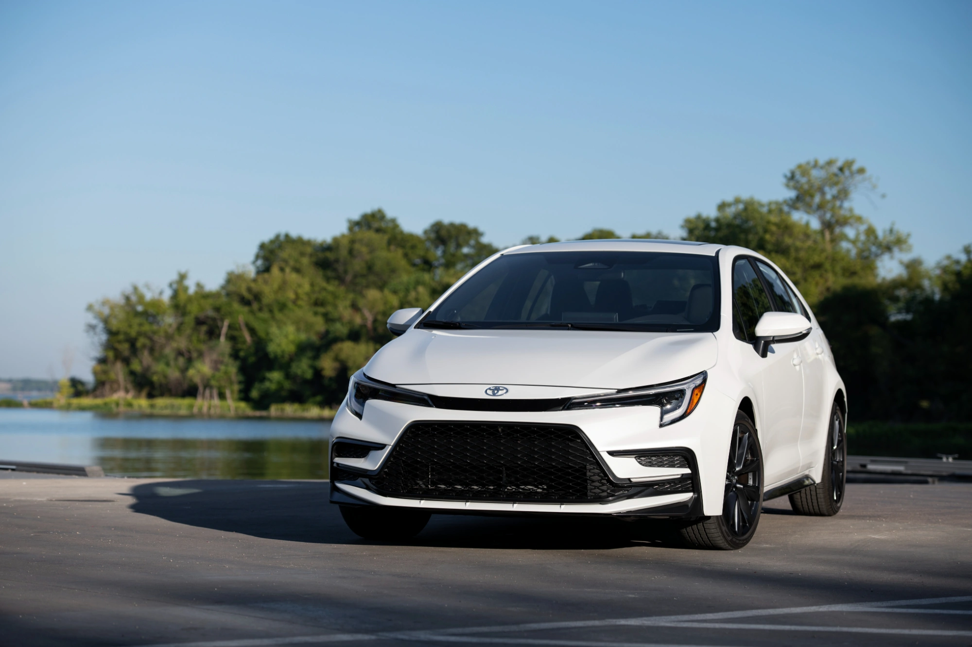 Revolução no Ícone: Novo Toyota Corolla terá Visual Radical e Tem Estreia Confirmada