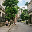 Por Que o Catete É o Segredo Guardado a Sete Chaves para Sua Hospedagem no Rio?